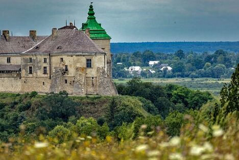 Велотур: Жолковский Замок – Креховский Монастырь – Заповедник Расточье.